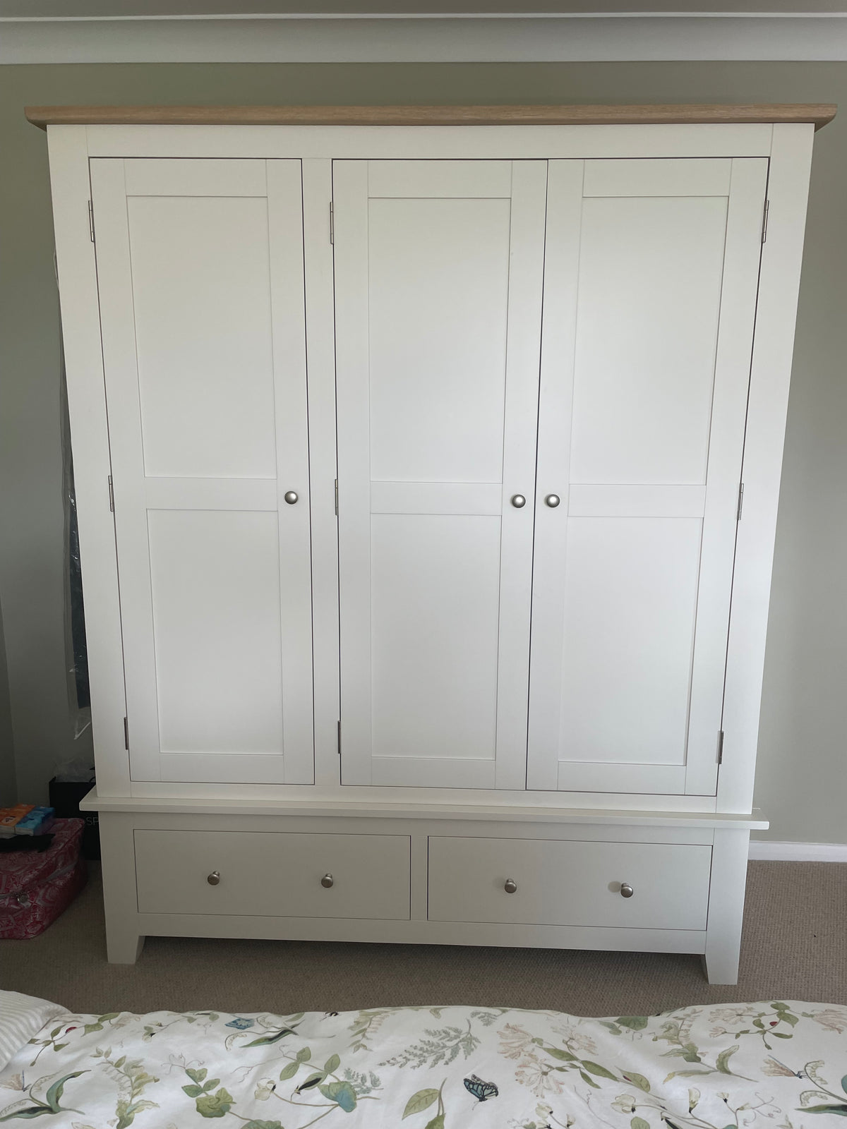 Chester Classic Cream Triple Wardrobe