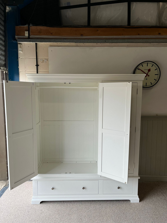 Chantilly Warm White Triple Wardrobe