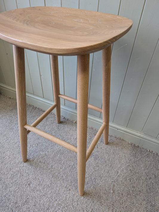Inglesham Whitewash Oak Backless Bar Stool