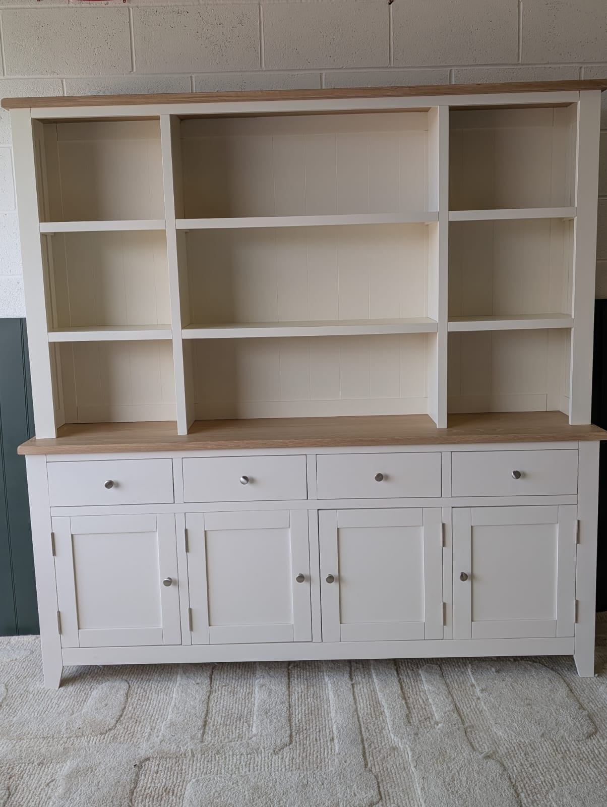 Chester Classic Cream Grand Dresser