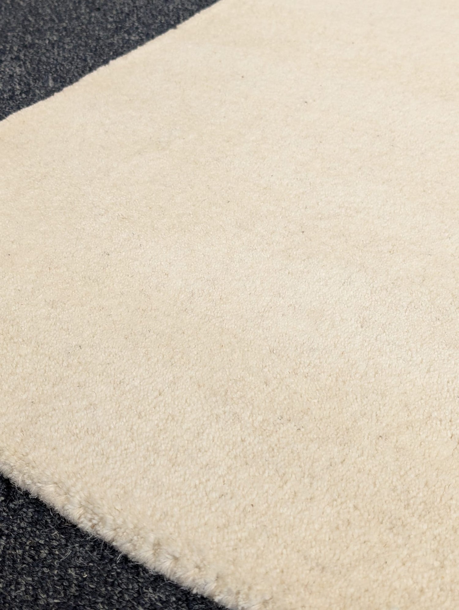 Clanfield Ivory Rug 160 x 230 cm