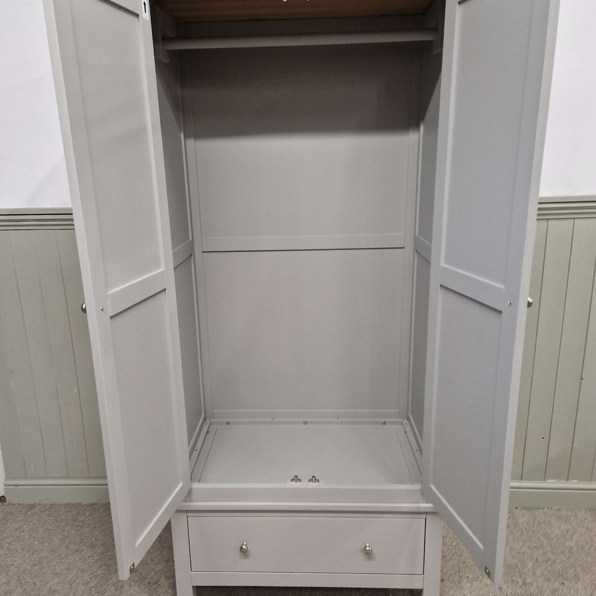 Simply Cotswold Pebble Grey Double Wardrobe