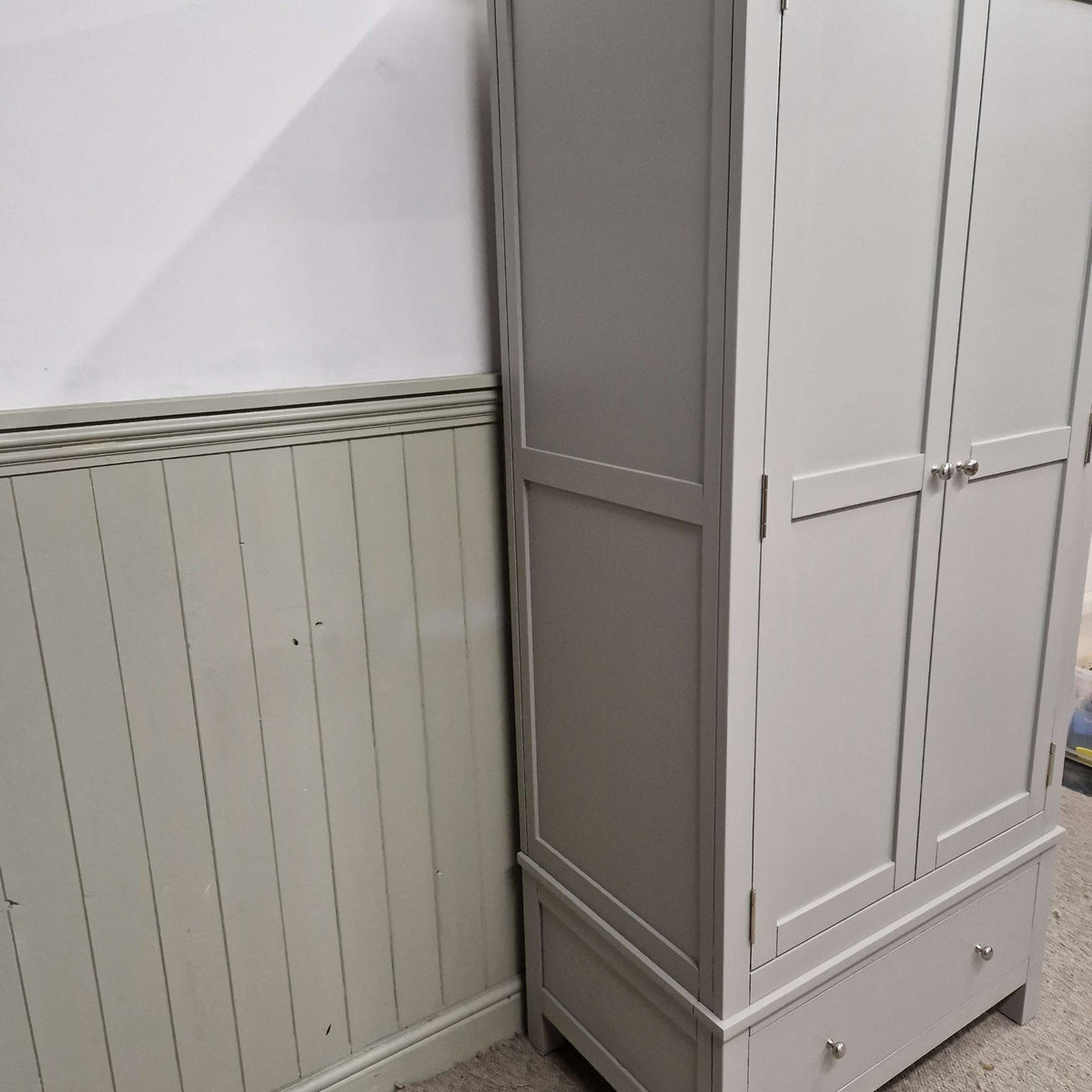 Simply Cotswold Pebble Grey Double Wardrobe