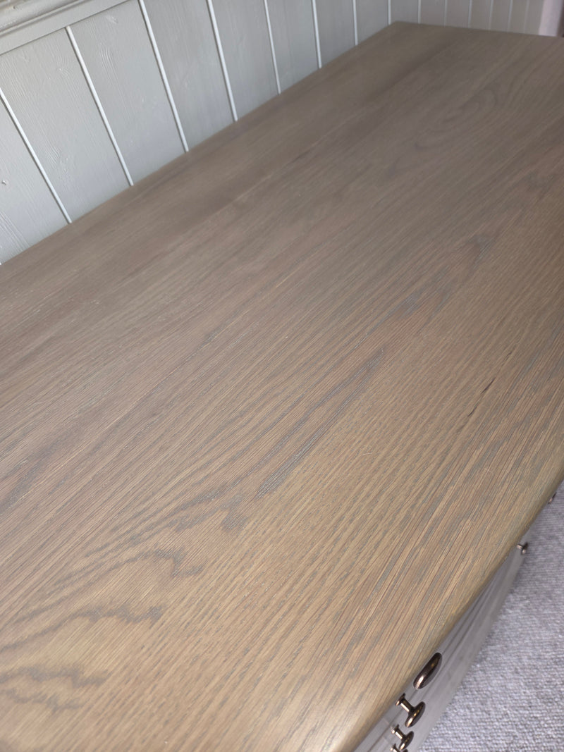 Winchcombe Smoked Oak 5 Drawer Chest
