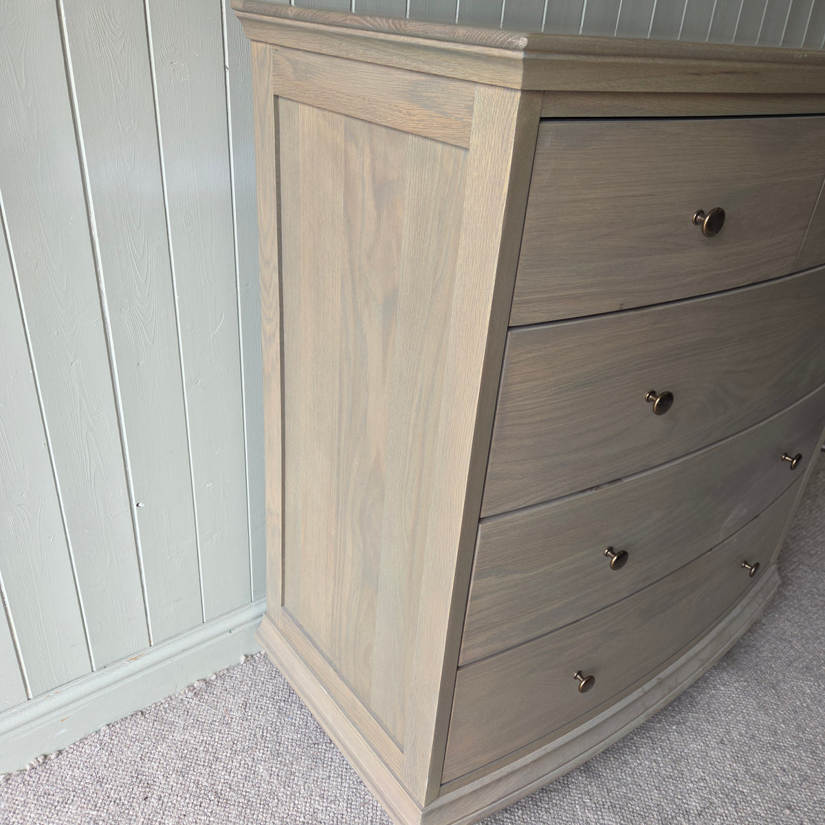 Winchcombe Smoked Oak 5 Drawer Chest