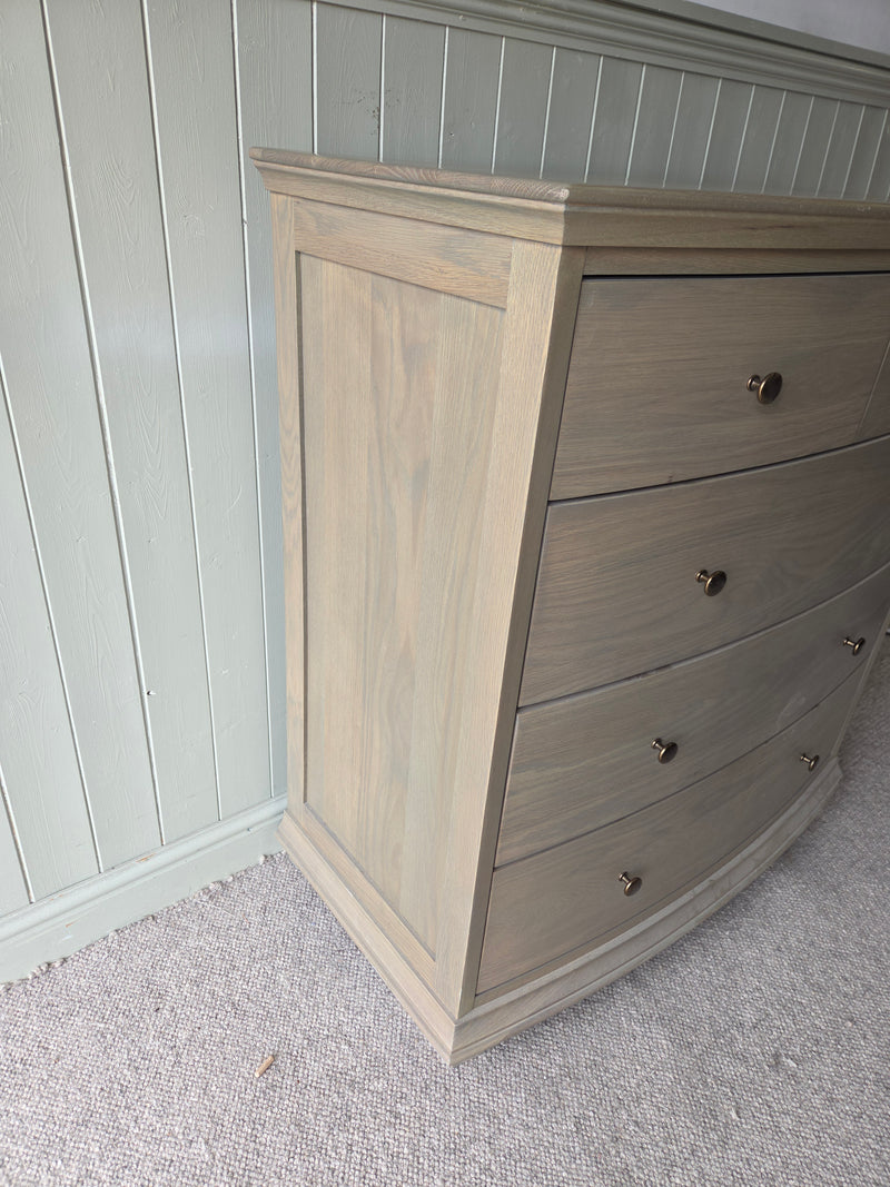 Winchcombe Smoked Oak 5 Drawer Chest