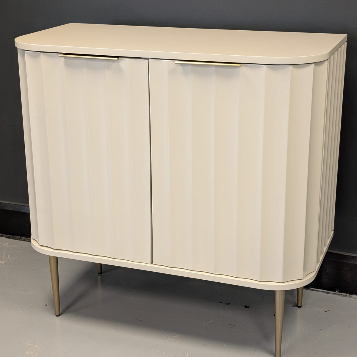 Vivien Bar Cabinet