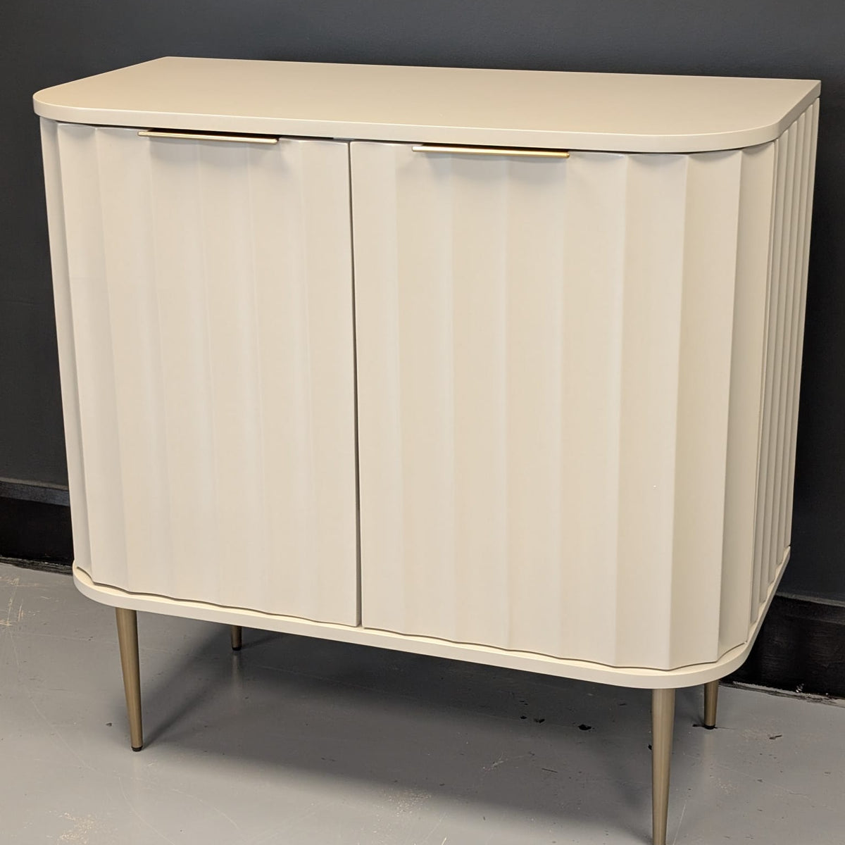 Vivien Bar Cabinet