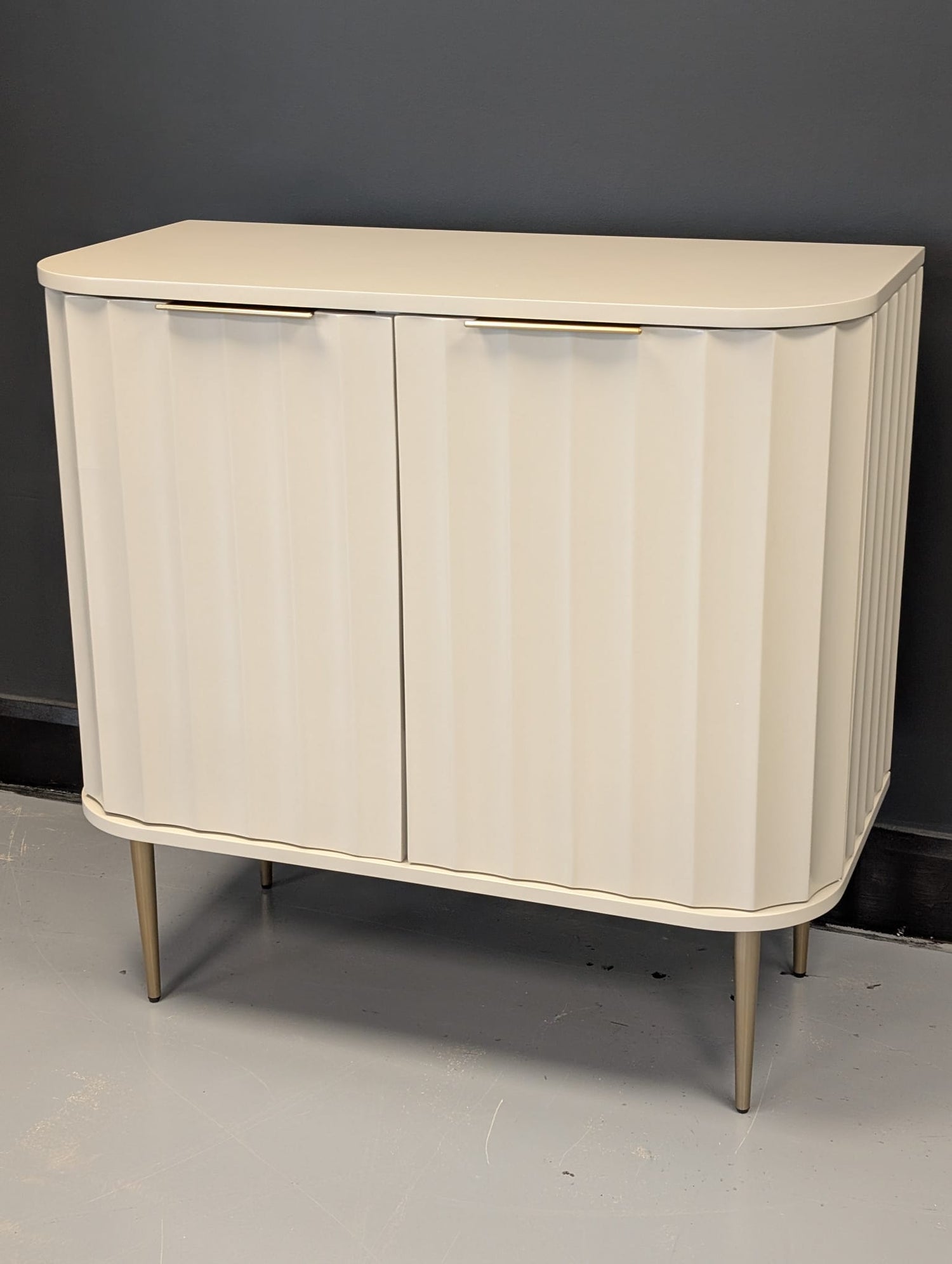 Vivien Bar Cabinet