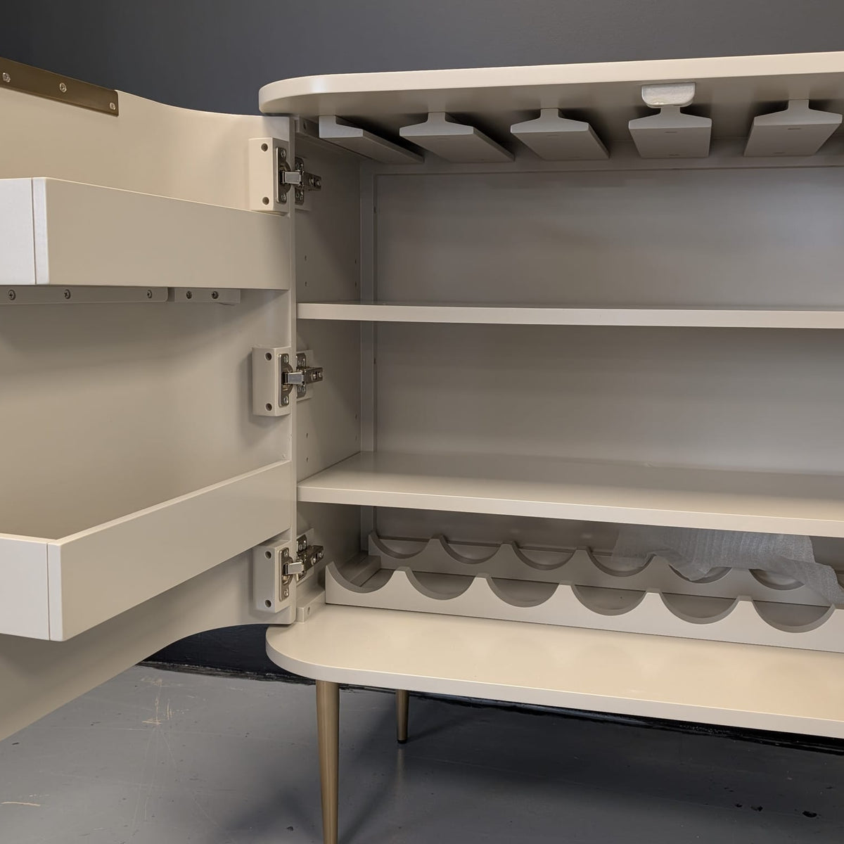 Vivien Bar Cabinet