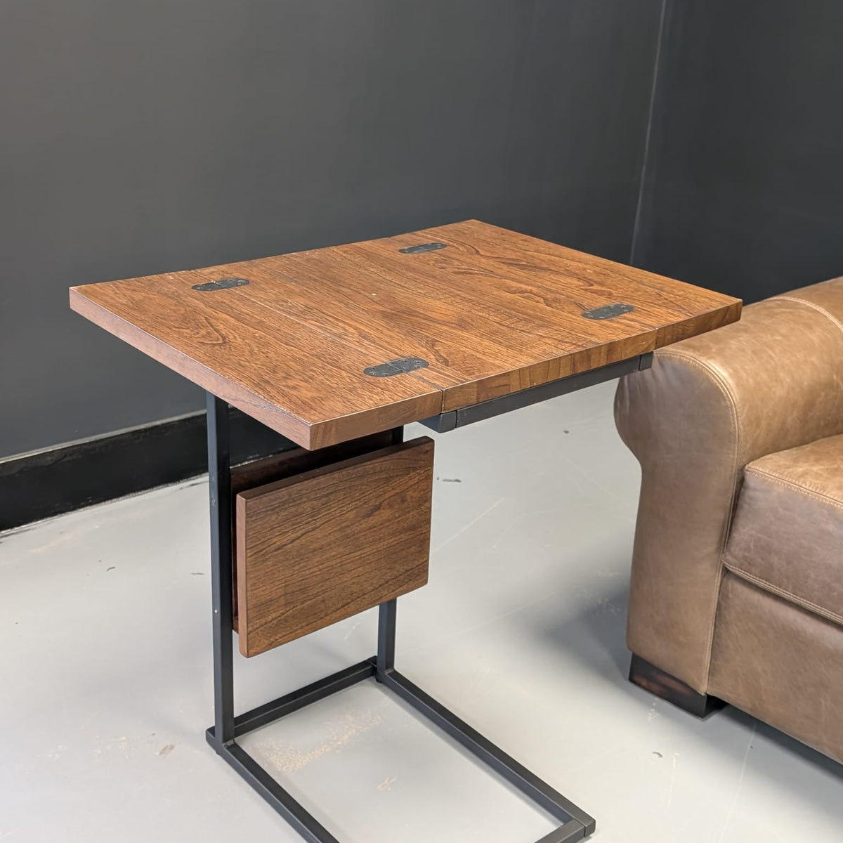 Allen C Accent Table