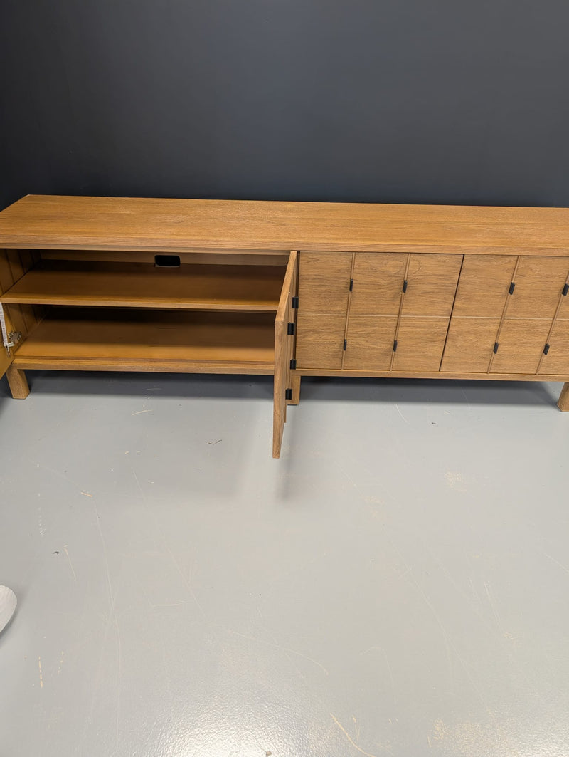 Maude Media Console