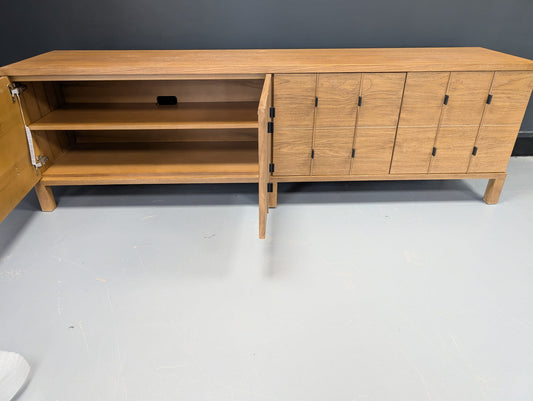 Maude Media Console