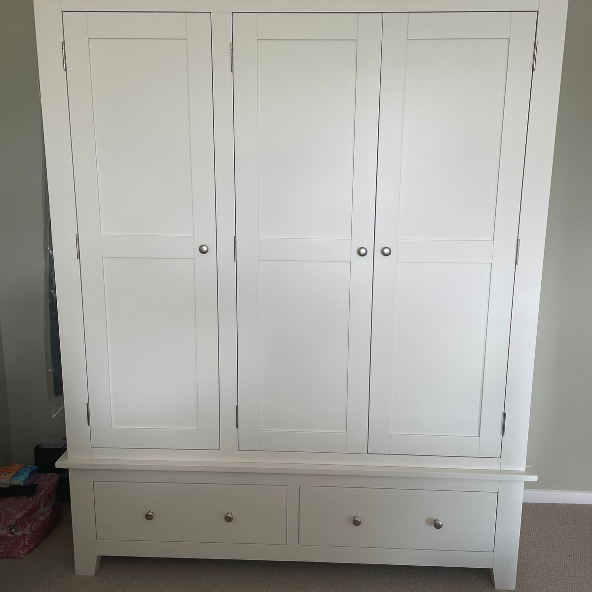 Chester Classic Cream Triple Wardrobe