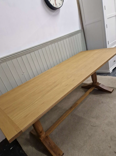 Elkstone Mellow Oak 8 Seater Trestle Dining Table