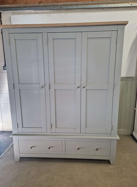 Chester Dove Grey Triple Wardrobe
