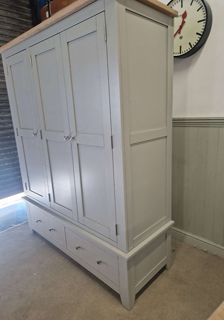 Chester Dove Grey Triple Wardrobe