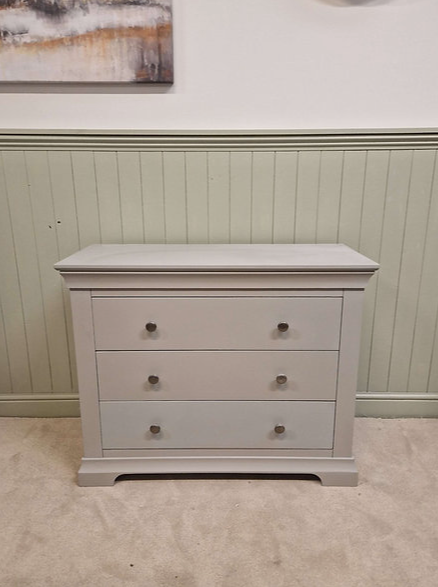 Chantilly Pebble Grey Petite Chest of Drawers
