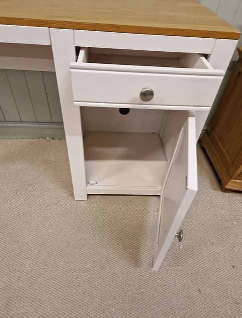 Chalford Warm White Single Pedestal Desk