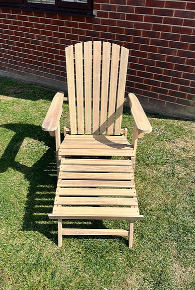 Daylesford Garden Lounge Chair and Footstool Set