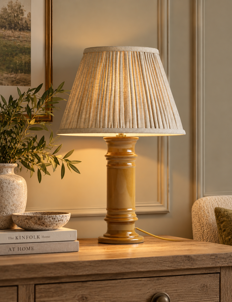 Ceramic Column Frill Shade Table Lamp -Brown