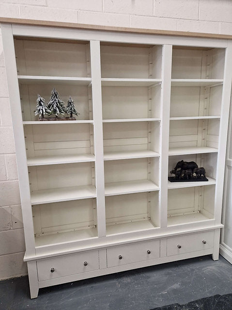 Chester Classic Cream Grand Bookcase