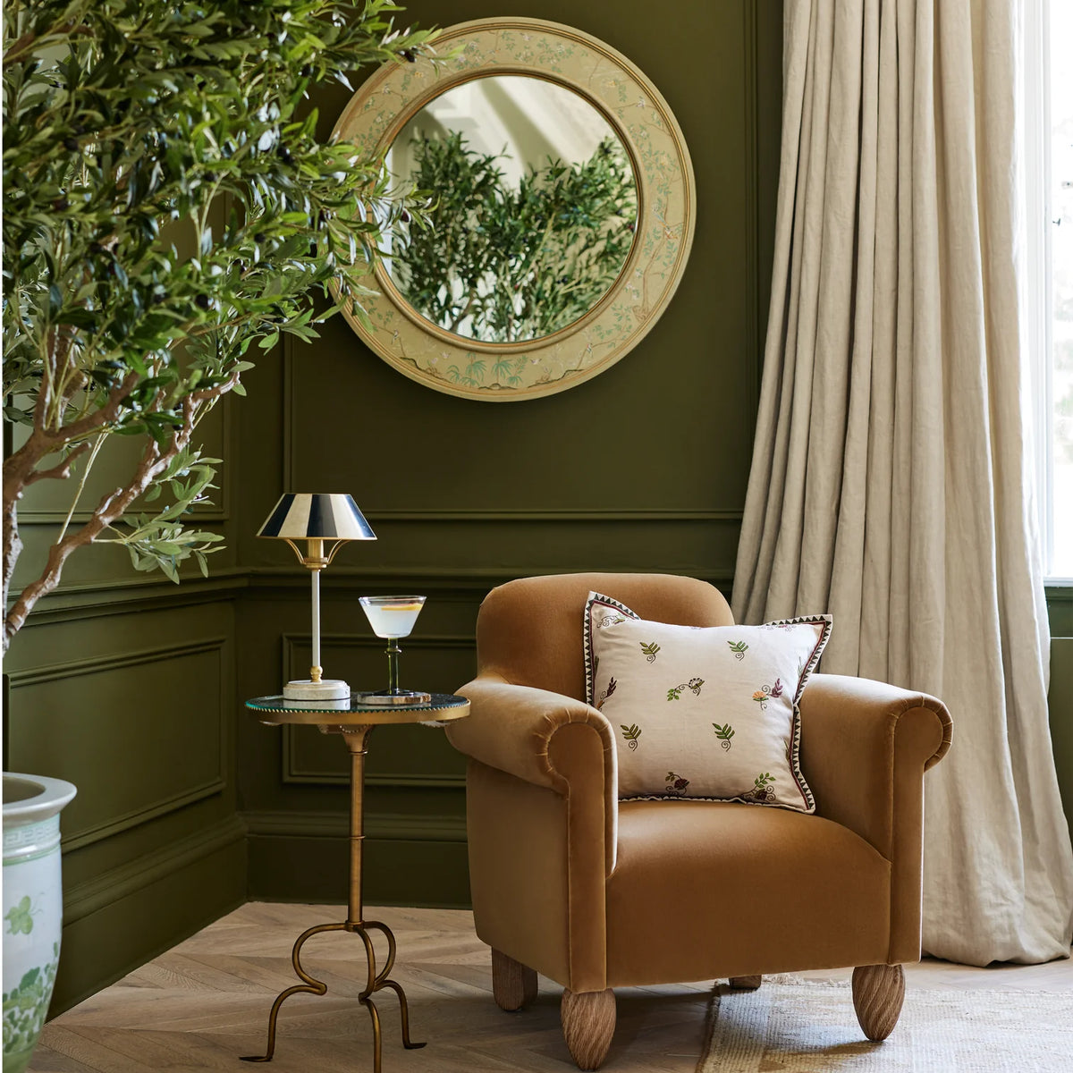 Briallen Side Table - Antique Gold