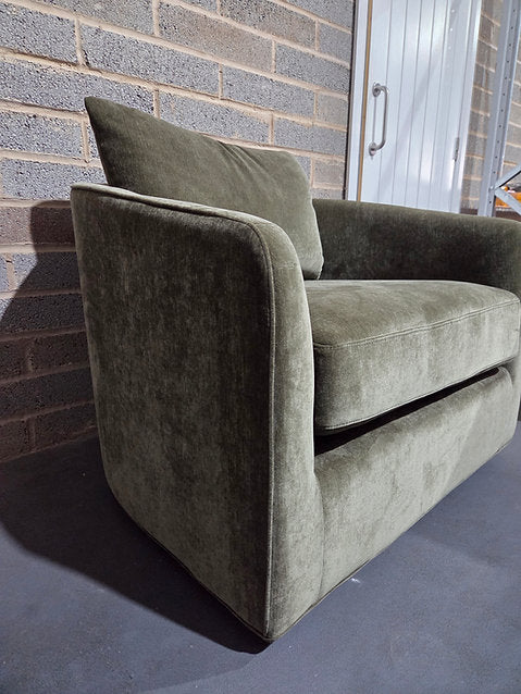 Remmy Swivel Armchair - Dark Moss