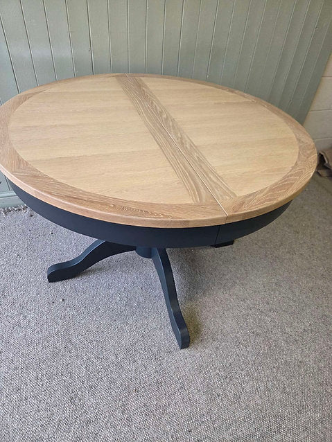 Chester Charcoal 4-6 Seater Round Extending Dining Table