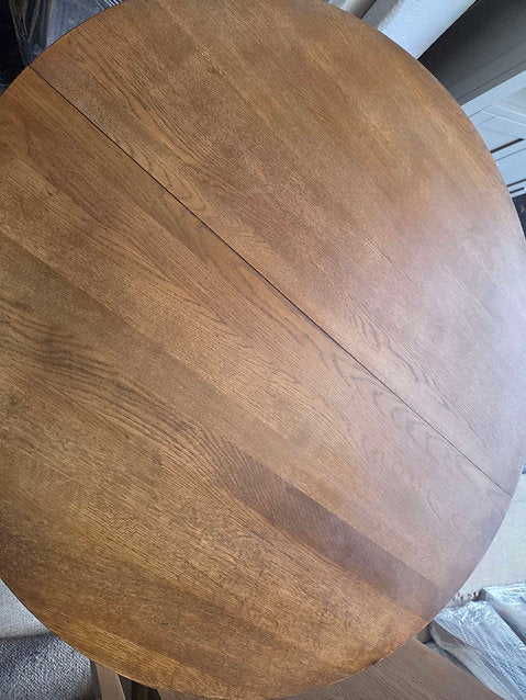 Elkstone Mellow Oak 4- 6 Seater Round Extending Dining Table
