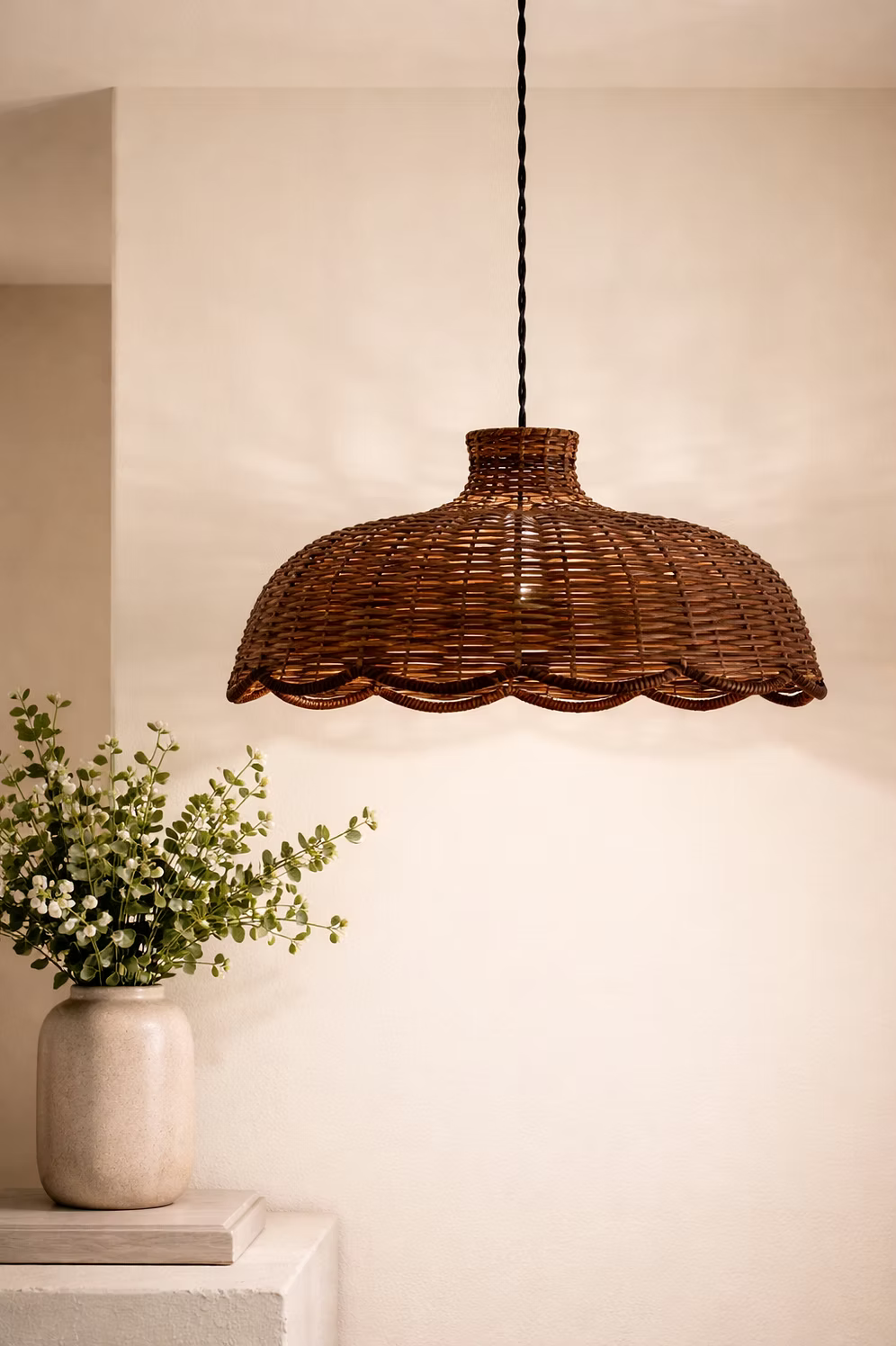 Scallop Rattan Shade - Brown