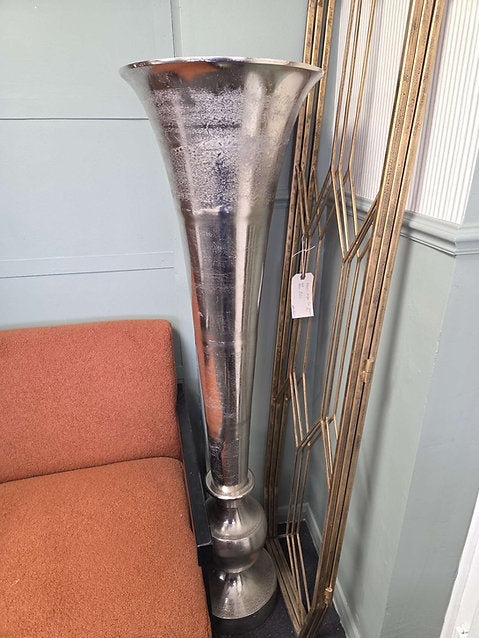Romano Giant Trumpet Vase