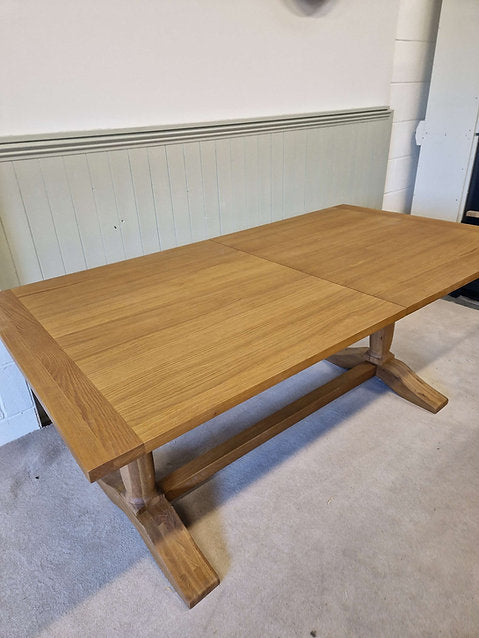 Elkstone Mellow Oak Extending Dining Table 6-8 Seater