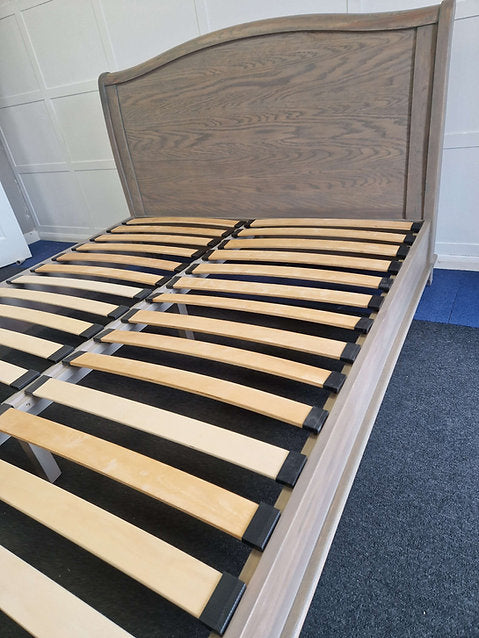 Winchcombe Smoked Oak 5ft King Sleigh Bed