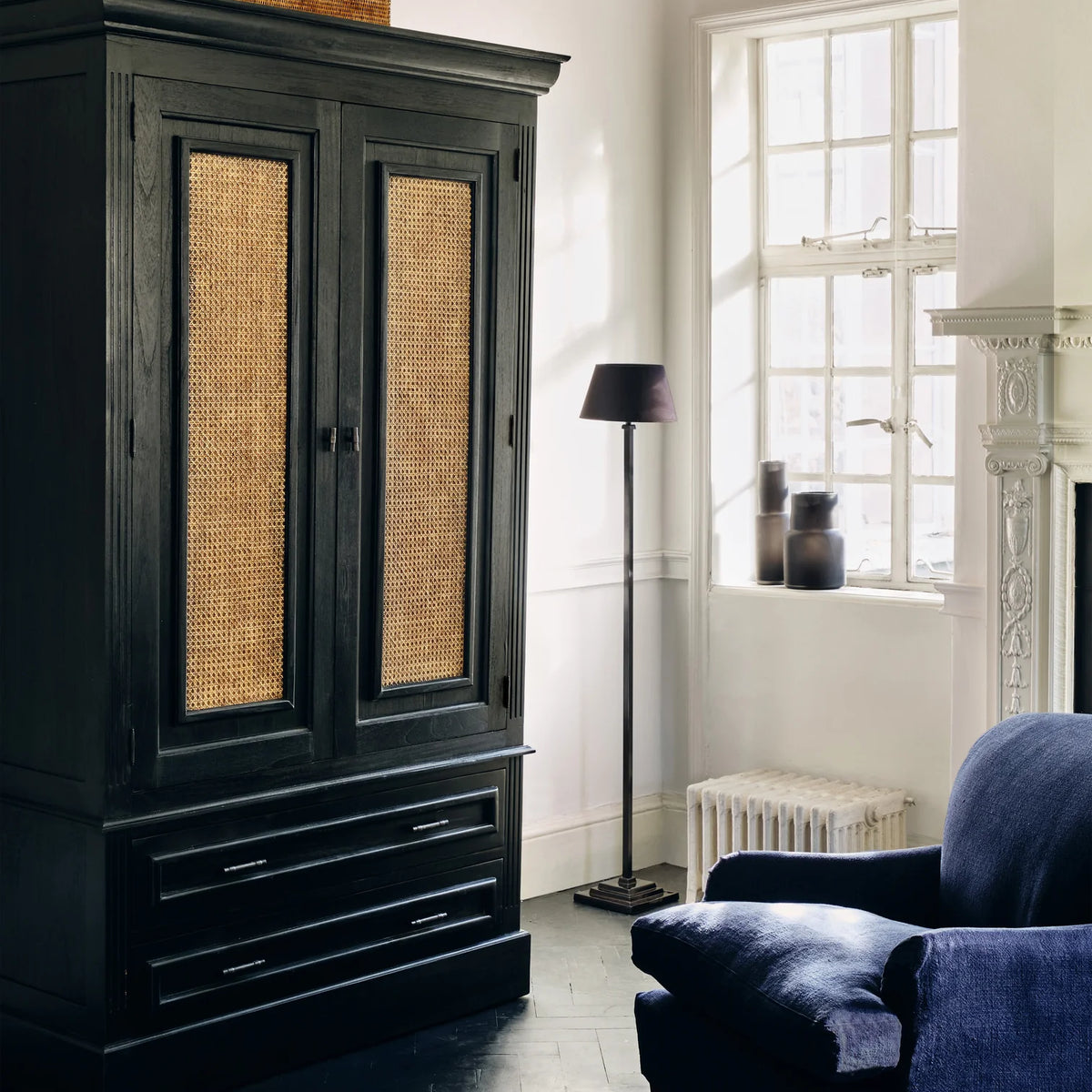 Bayuban Wardrobe- Ebony