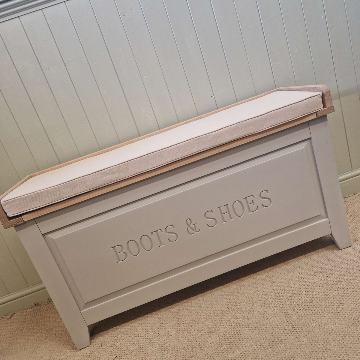 Chester Dove Grey Large Shoe Storage Trunk and Bench