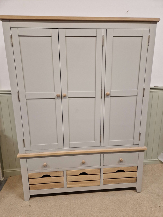 Chester Dove Grey Triple Larder