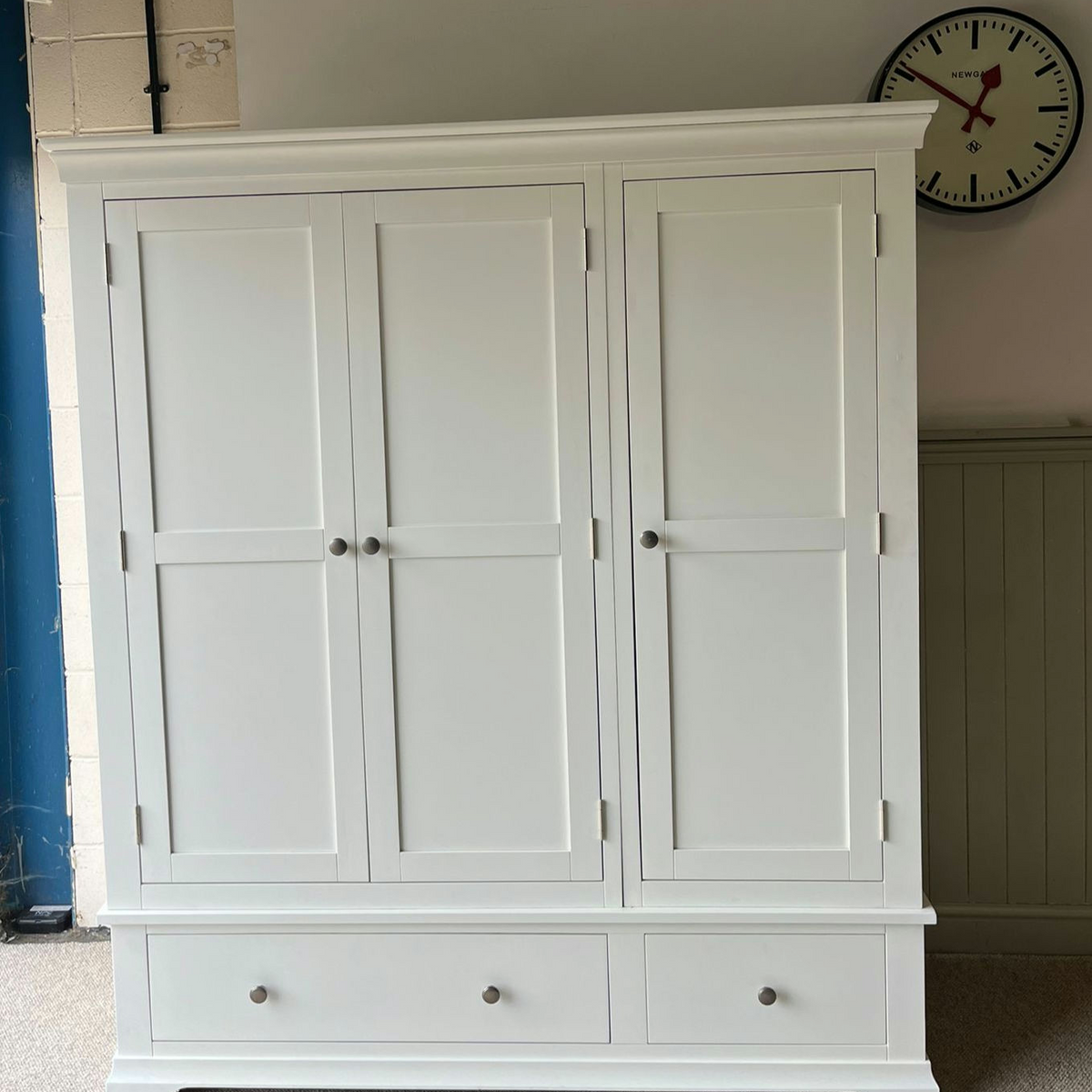 Chantilly Warm White Triple Wardrobe