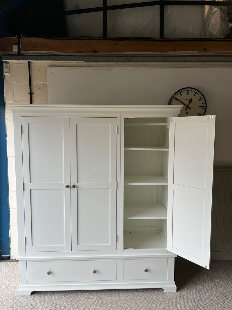 Chantilly Warm White Triple Wardrobe