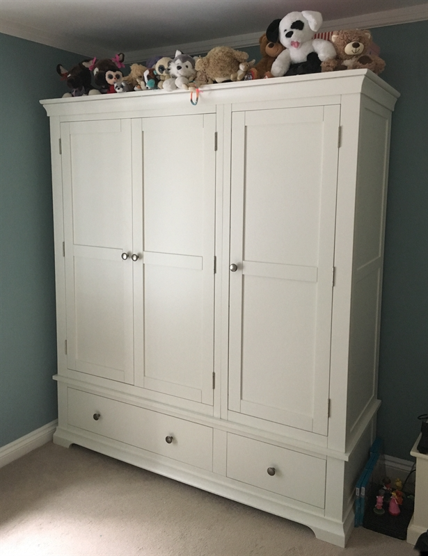 Chantilly Warm White Triple Wardrobe