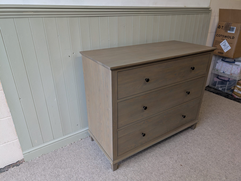 Bibury Smoked Oak 3 Drawer Chest