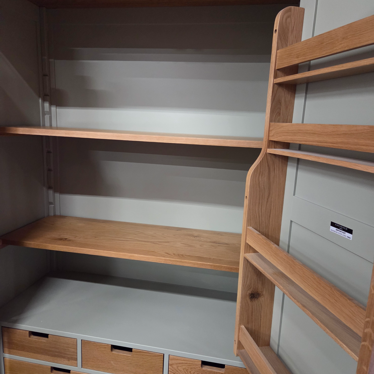Sussex Sage Green Double Larder