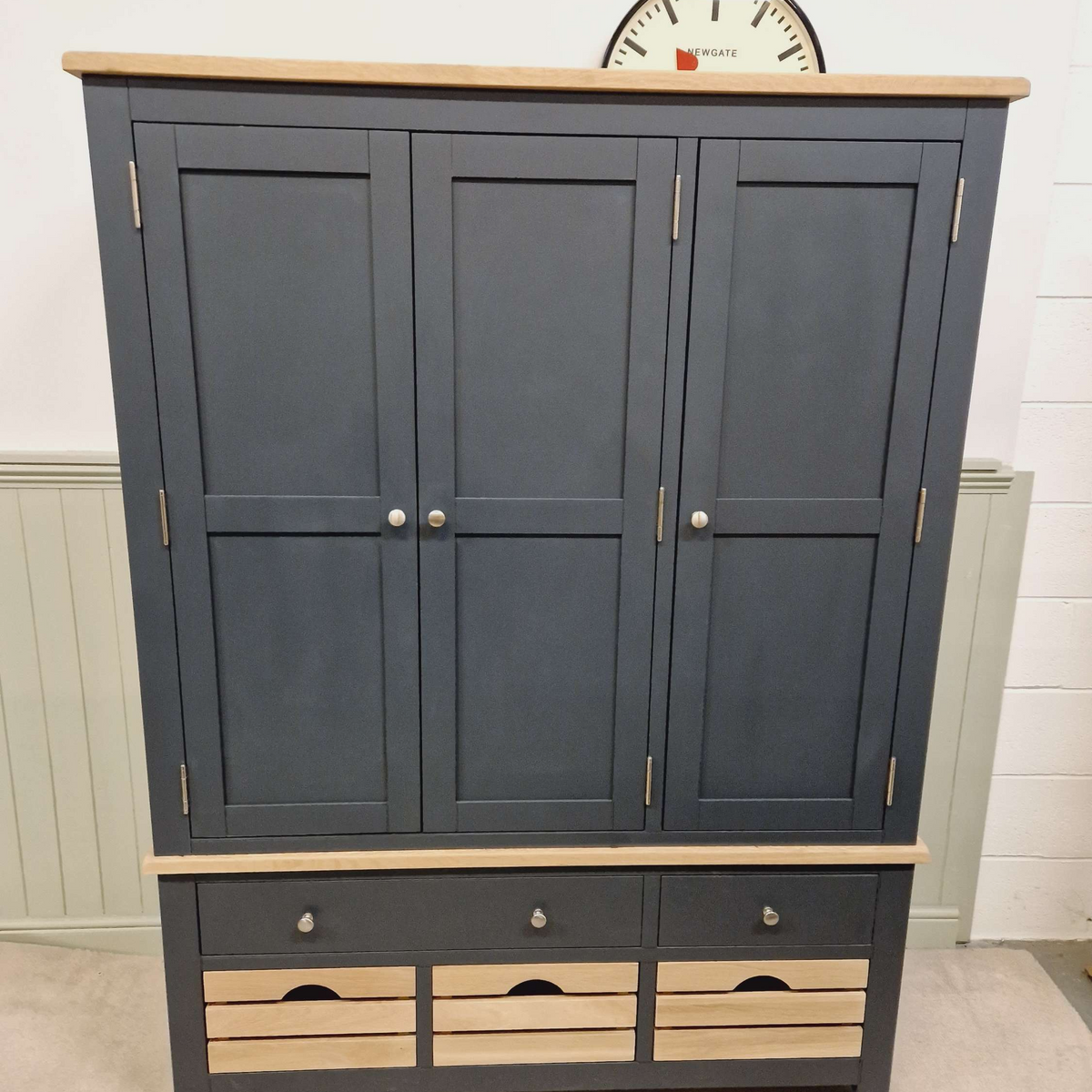 Chester Charcoal Triple Larder