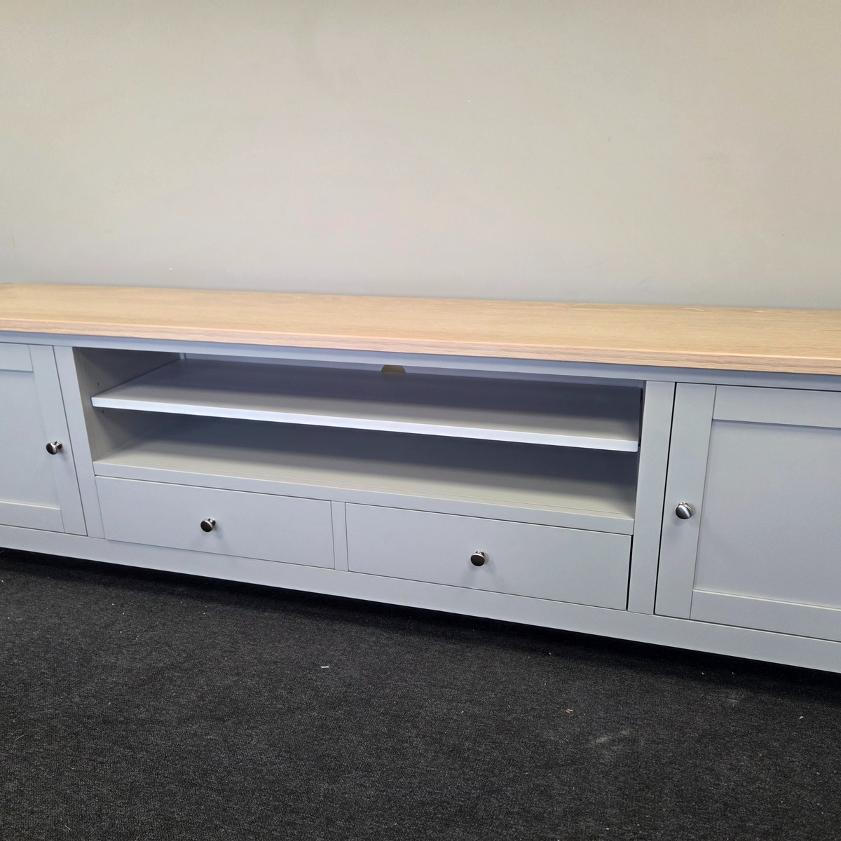 Chester Dove Grey XXL TV Stand
