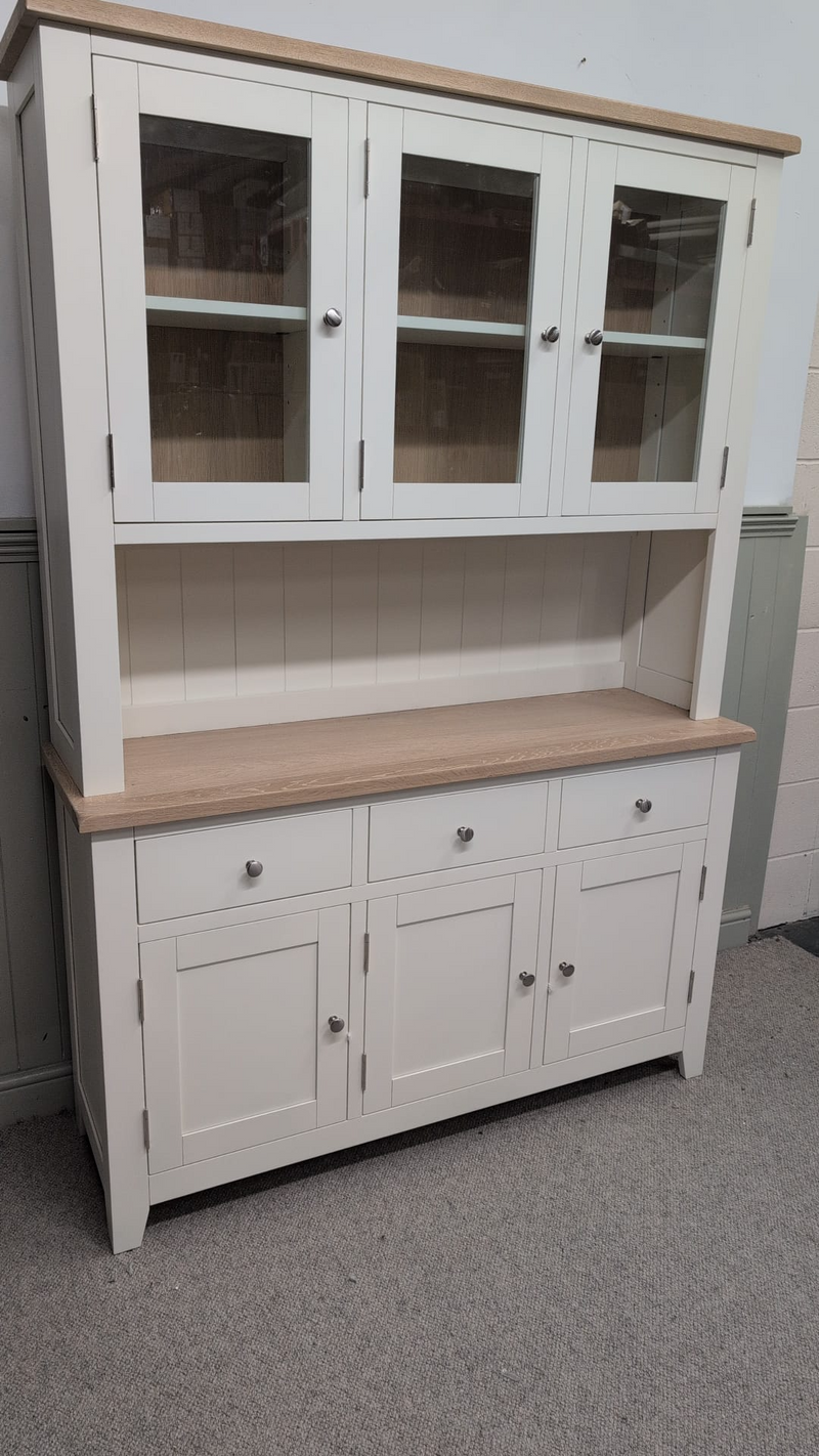 Chester Classic Cream Large Dresser