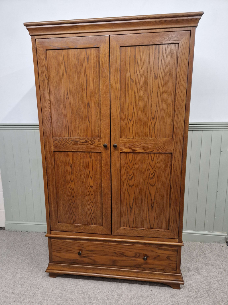 Winchcombe Dark Oak Double Wardrobe