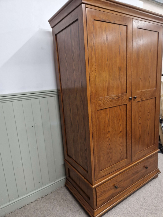 Winchcombe Dark Oak Double Wardrobe