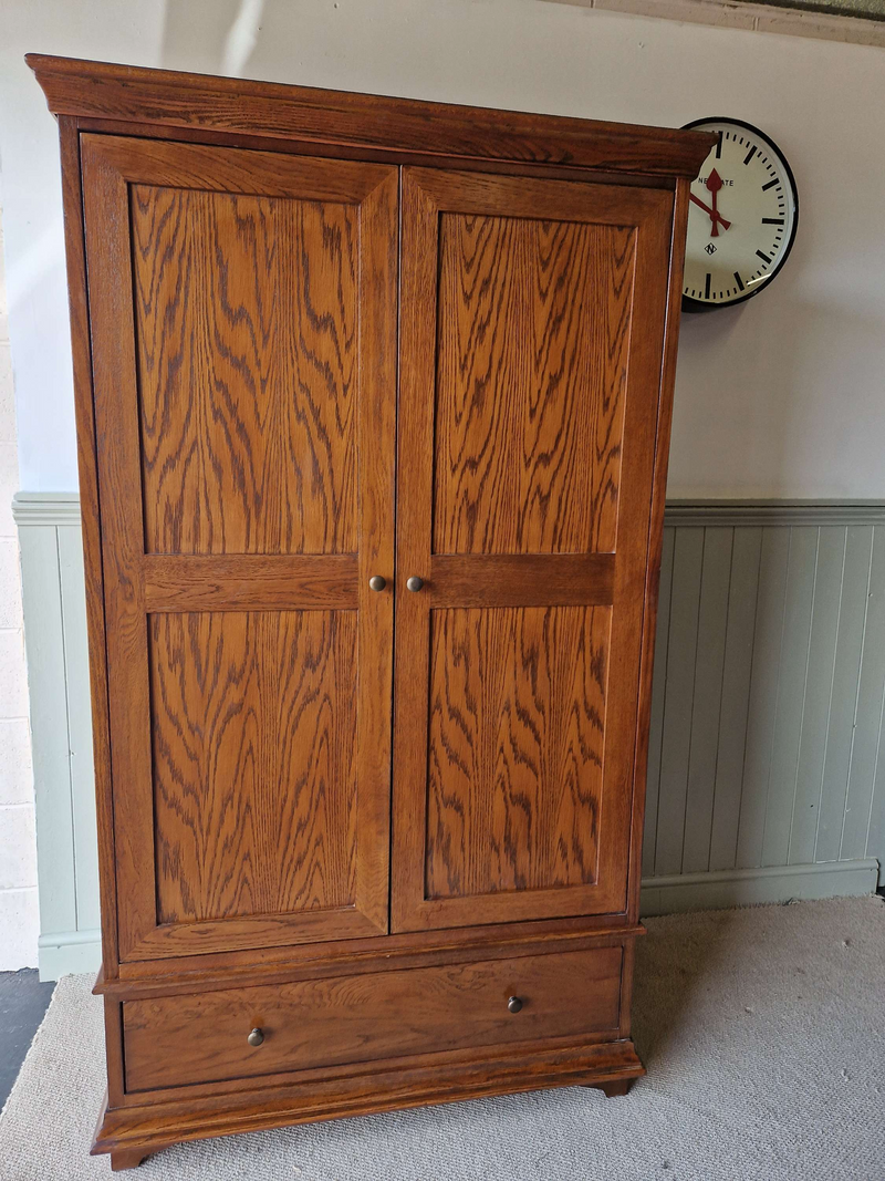 Winchcombe Dark Oak Double Wardrobe