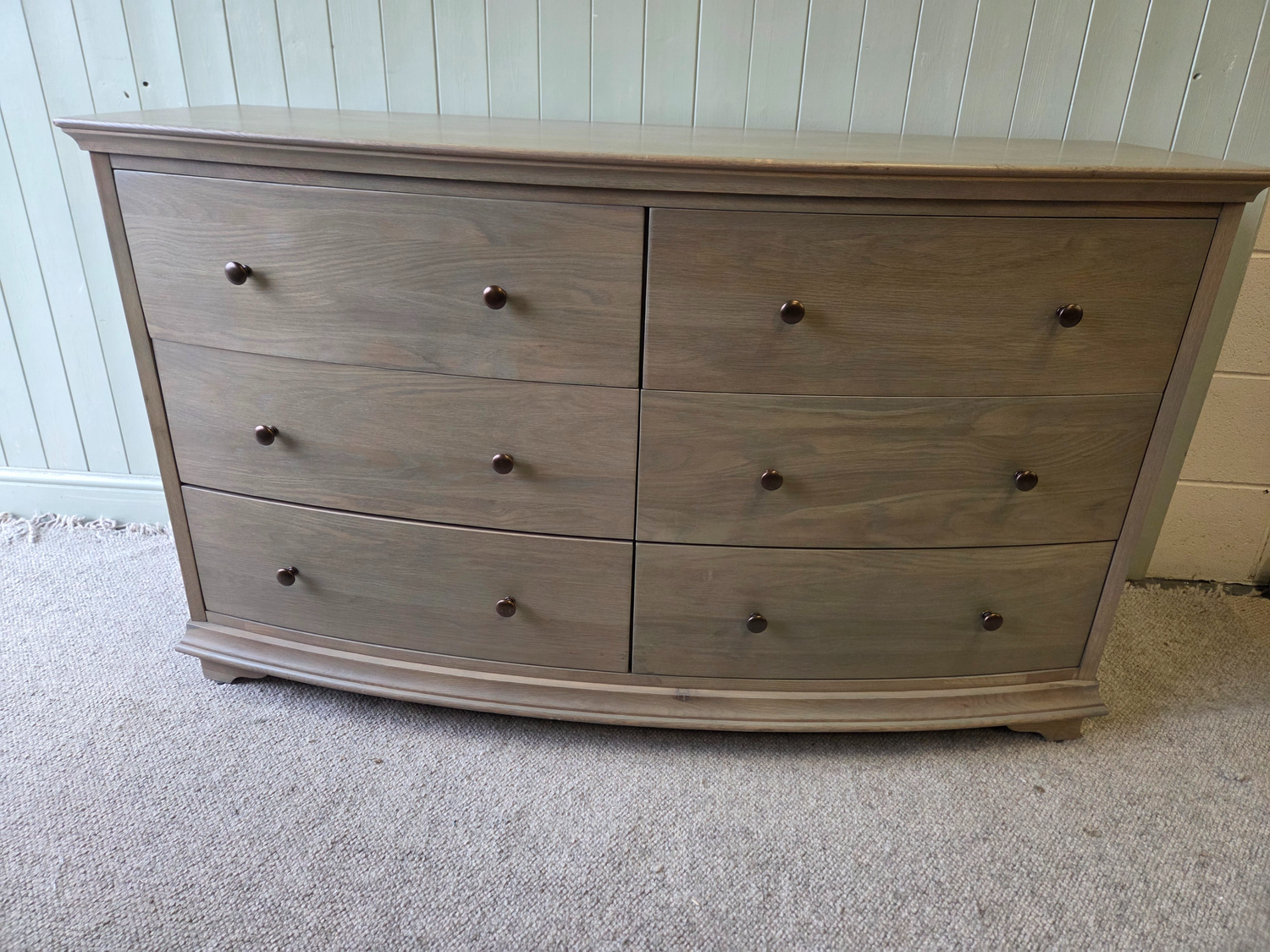 Winchcombe Smoked Oak Low and Wide 6 Drawer Chest