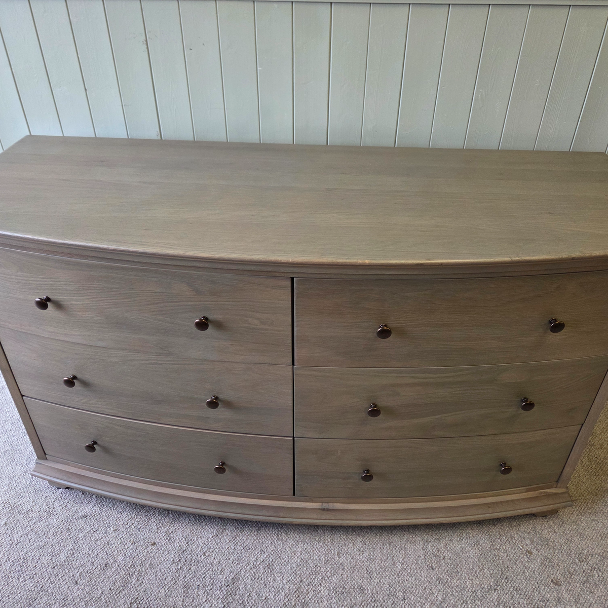 Winchcombe Smoked Oak Low and Wide 6 Drawer Chest